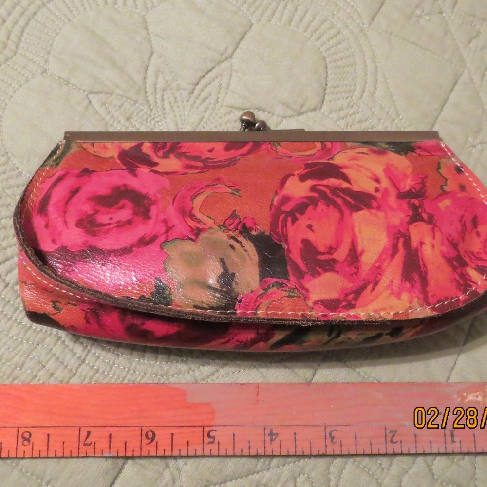 PATRICIA NASH SMALL CLUTCH